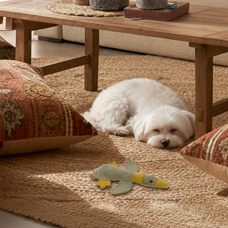 BUDDY. Hundespielzeug aus Leder "Kleine Ente"